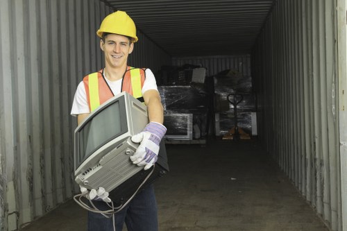 Recycling process for commercial wood waste